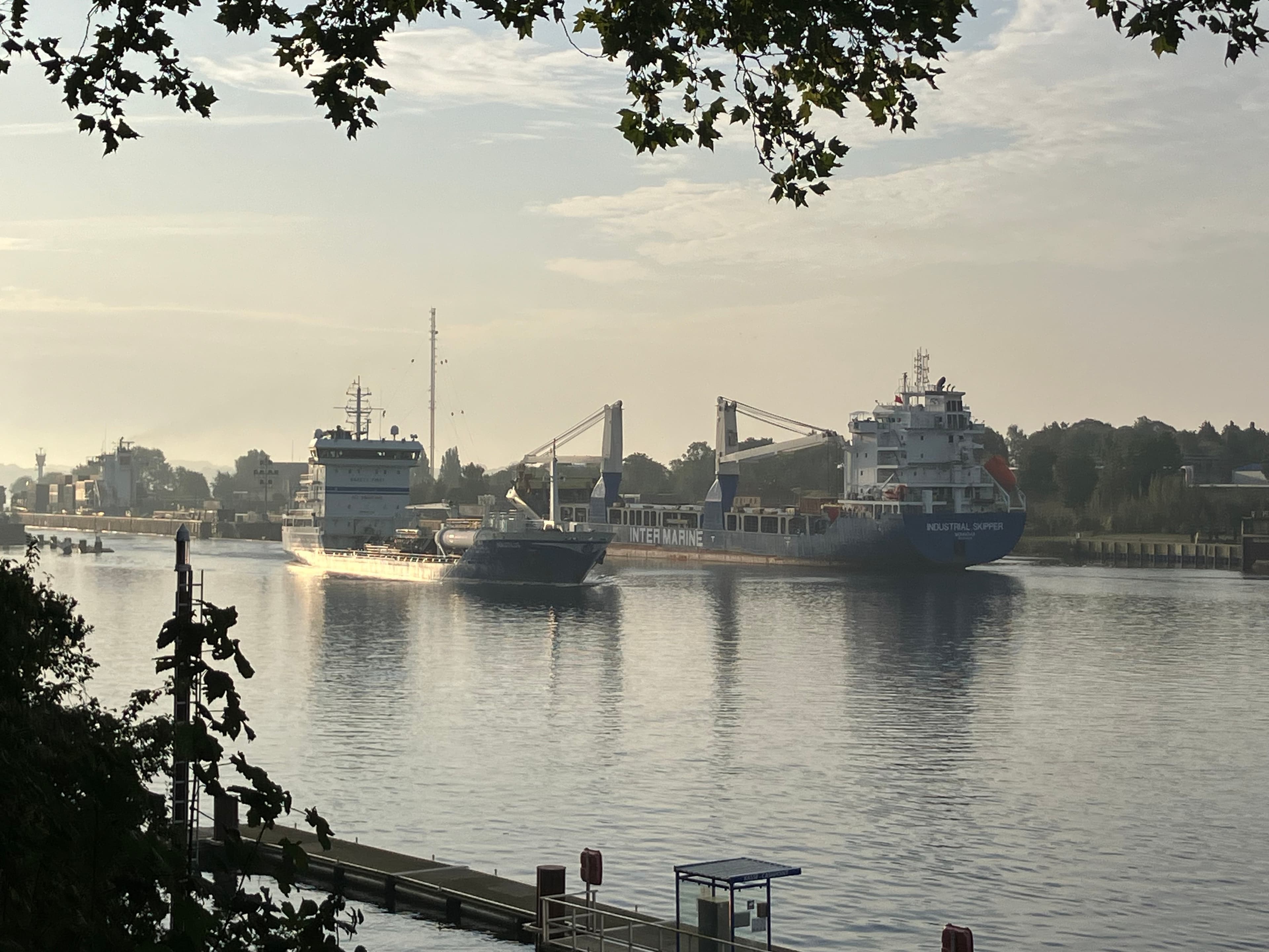 Tiessenkai und Leuchtturm